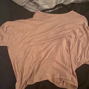 Long sleeve Back-out top